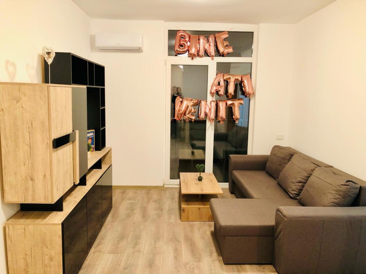 New And Modern Apartment Near Center At Vivalia Grand Temešvár Exteriér fotografie